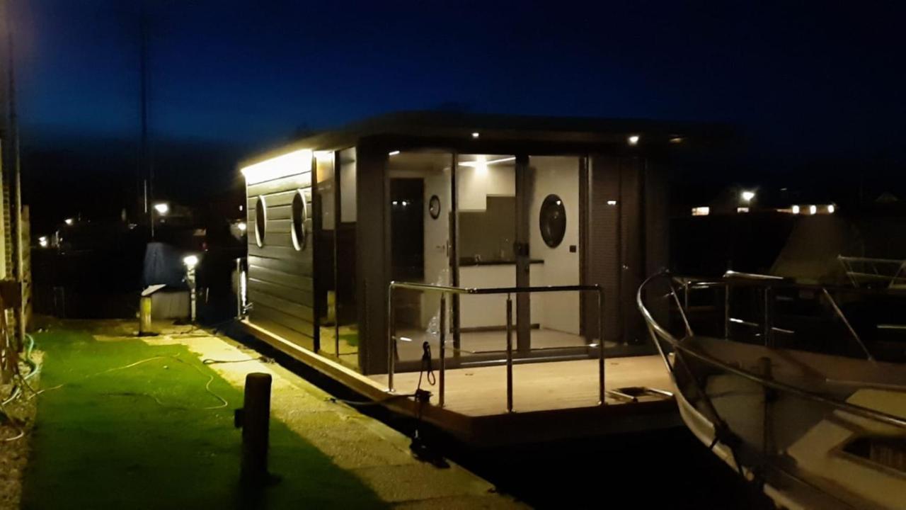 Bed-On-A-Boat Hotel Giethoorn Luaran gambar